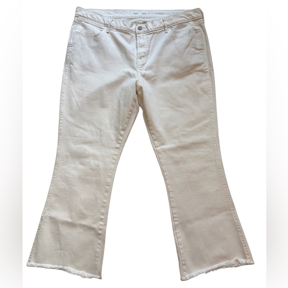 Old Navy High-Rise Cropped White Jeans Plus Size 18 - Picture 2 of 3